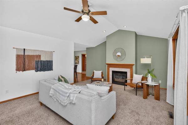 1520 Prairie Drive, Story City, IA 50248