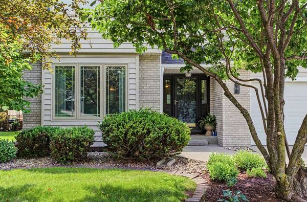 3020 Redbud Circle, Ames, IA 50014