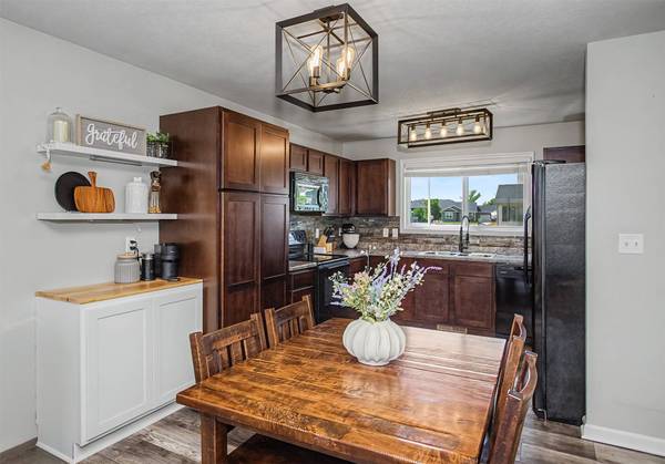 531 E 3rd Street, Huxley, IA 50124