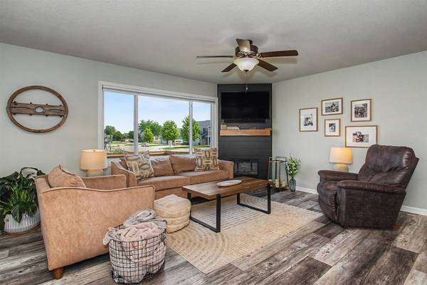 531 E 3rd Street, Huxley, IA 50124