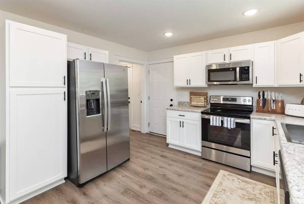 2811 Payne Road, Des Moines, IA 50310