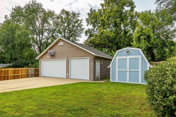 1700 57th Street, Des Moines, IA 50310