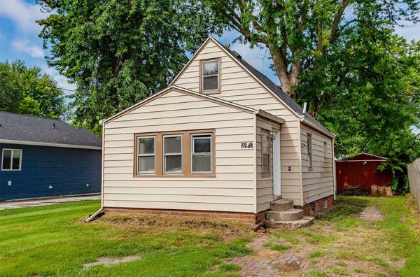 2416 E 38th Court