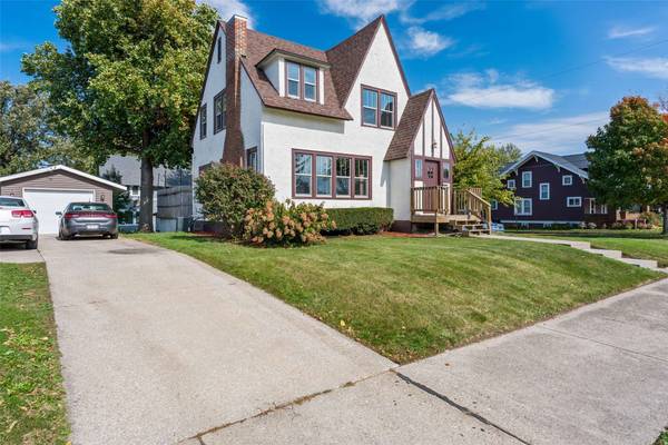 1201 W State Street, Marshalltown, IA 50158