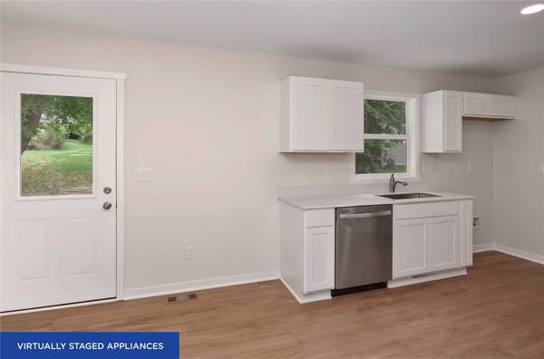 104 E Sycamore Street, Ogden, IA 50212