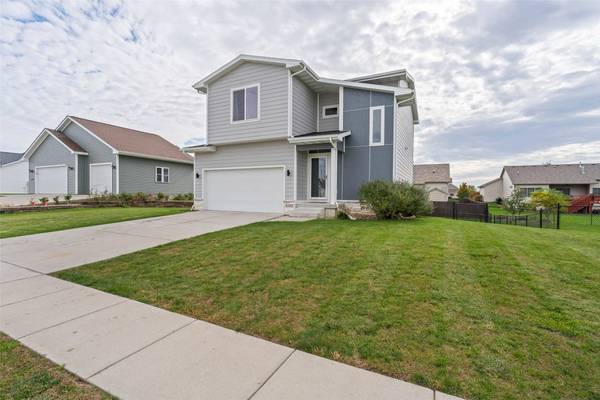 1232 Apache Street, Nevada, IA 50201