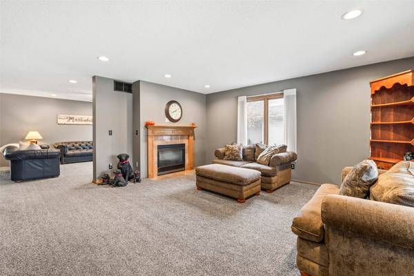 126 Summit Drive, Story City, IA 50248