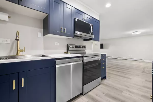 Downers Grove, IL 60515-2011,4043 Saratoga Ave #d221