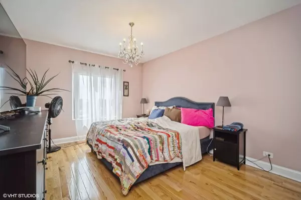 6560 W Diversey AVE #605D, Chicago, IL 60707