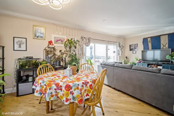 6560 W Diversey AVE #605D, Chicago, IL 60707