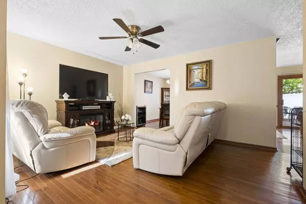 16203 Fox CT, Orland Hills, IL 60487