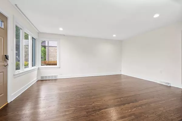 2534 N West ST, River Grove, IL 60171