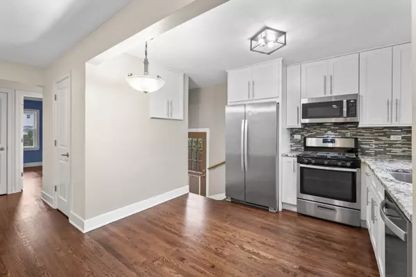 2534 N West ST, River Grove, IL 60171