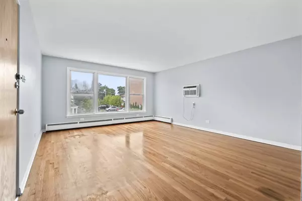 3124 Oak Park AVE, Berwyn, IL 60402