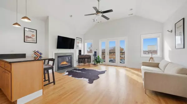 7513 W Irving Park RD #3, Chicago, IL 60634