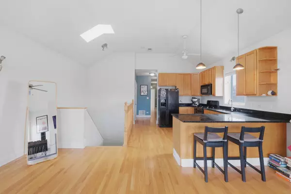 7513 W Irving Park RD #3, Chicago, IL 60634