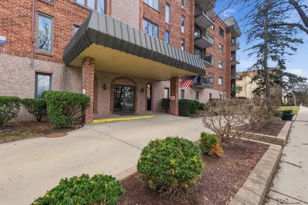 1551 Ashland AVE #306, Des Plaines, IL 60016