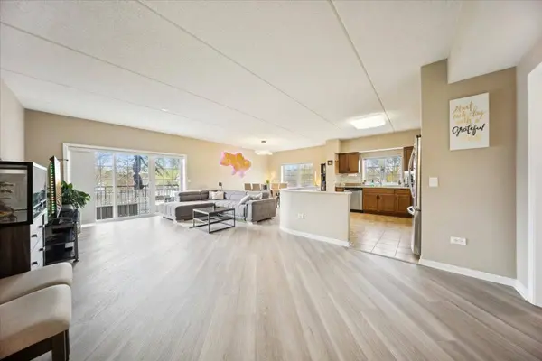 3501 Wellington Court #311, Rolling Meadows, IL 60008