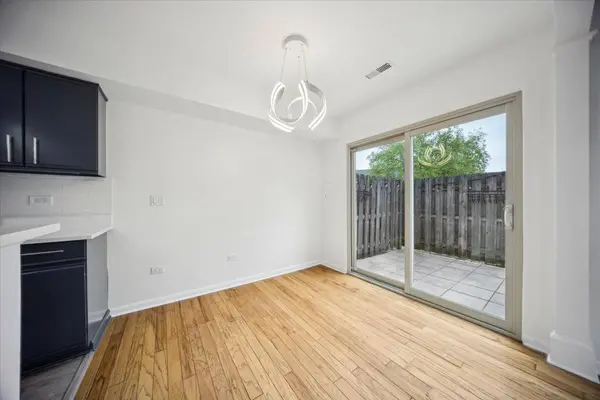 1242 N Knollwood Drive #1242, Palatine, IL 60067