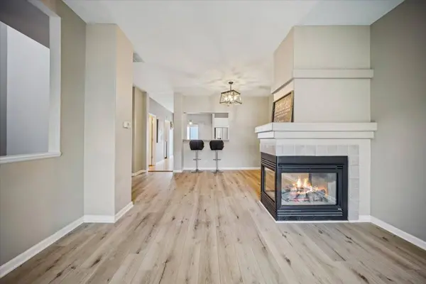 180 New Haven Drive, Cary, IL 60013