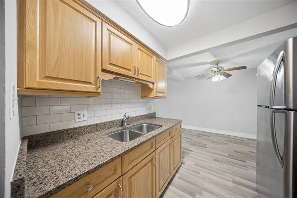 11245 S Harlem Avenue #A1, Worth, IL 60482