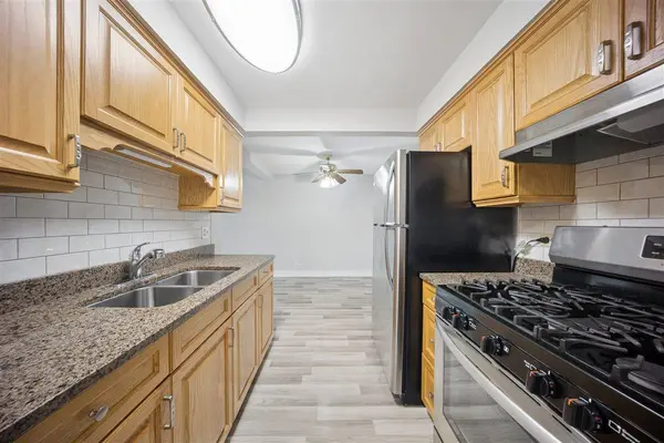 11245 S Harlem Avenue #A1, Worth, IL 60482