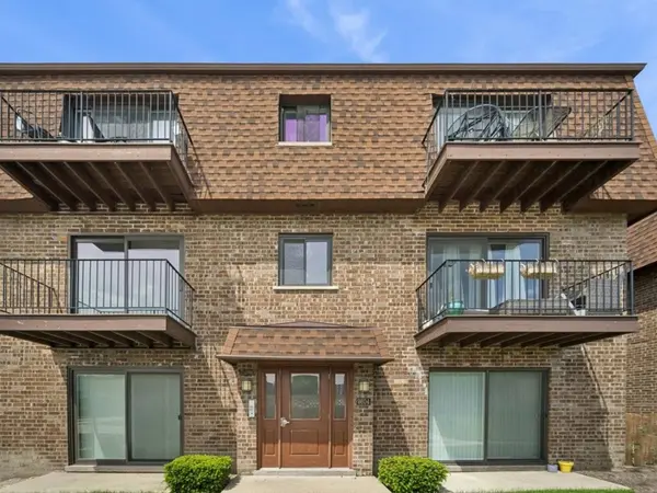 9604 Bianco Terrace #C, Des Plaines, IL 60016