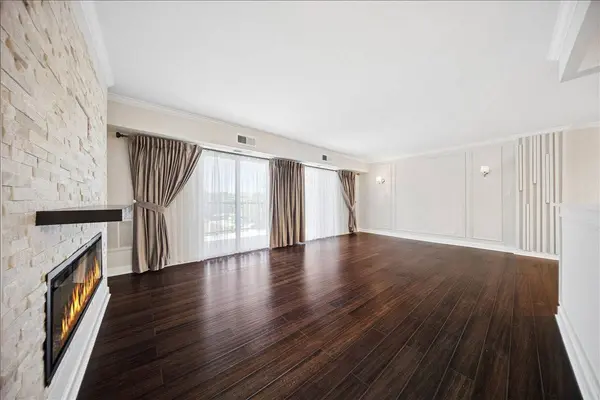 1515 E Central RD #420C, Arlington Heights, IL 60005