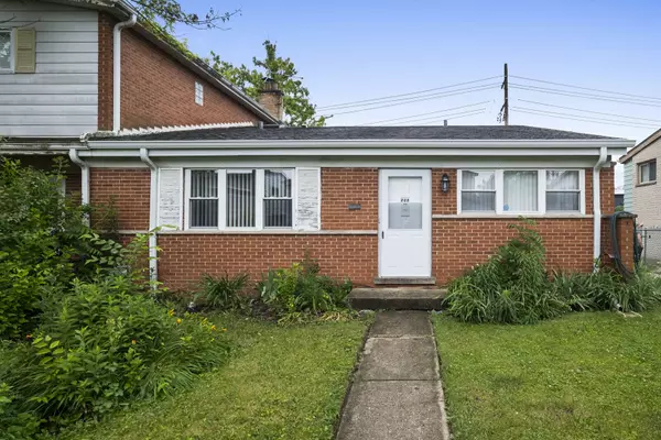 535 Glenshire Road, Glenview, IL 60025