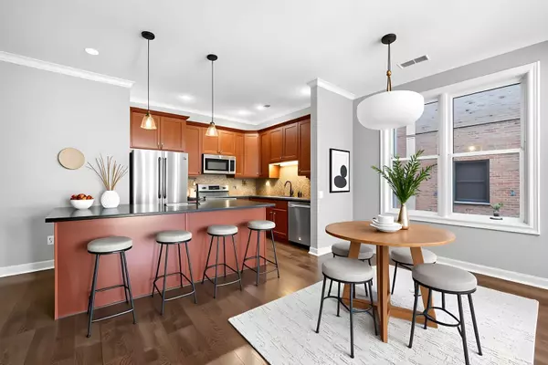 1355 W WASHINGTON Boulevard #4D, Chicago, IL 60607