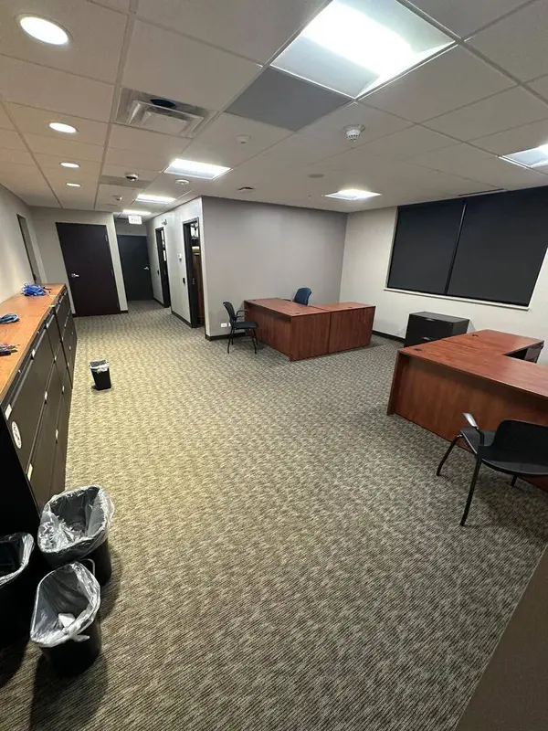 570 Oakwood Road, Lake Zurich, IL 60047