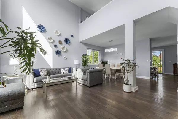 120 Willow Road, Wheeling, IL 60090