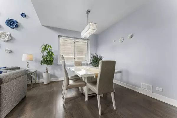 120 Willow Road, Wheeling, IL 60090