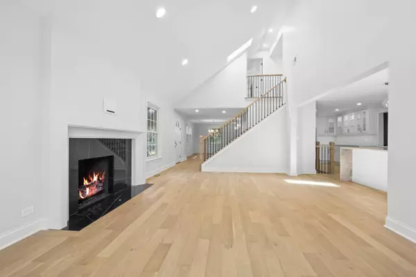 1410 Berkley Court, Deerfield, IL 60015