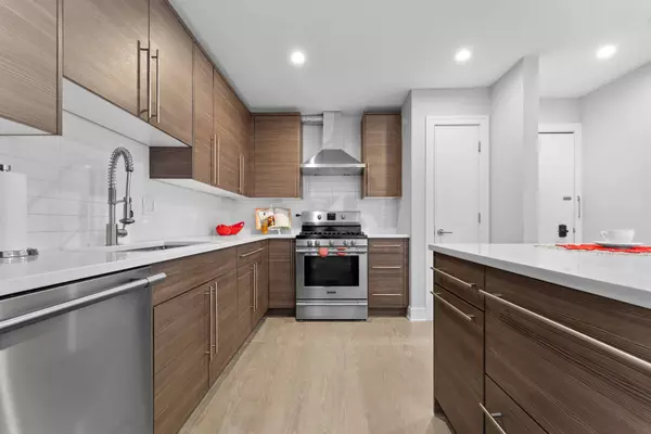 3109 Paris Avenue #204, River Grove, IL 60171