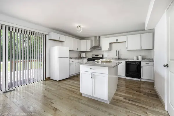 23314 W Liberty Avenue, Lake Villa, IL 60046