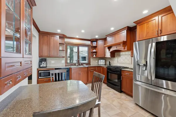 252 W Golfview TER, Palatine, IL 60067