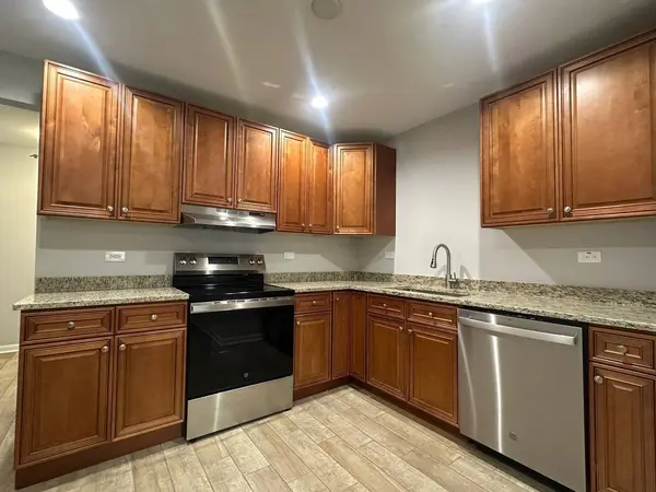 342 E Russell Street #2, Barrington, IL 60010