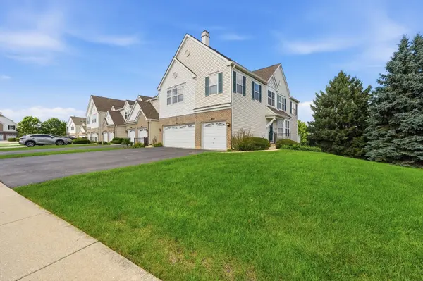 402 Arboretum DR #78, Lombard, IL 60148