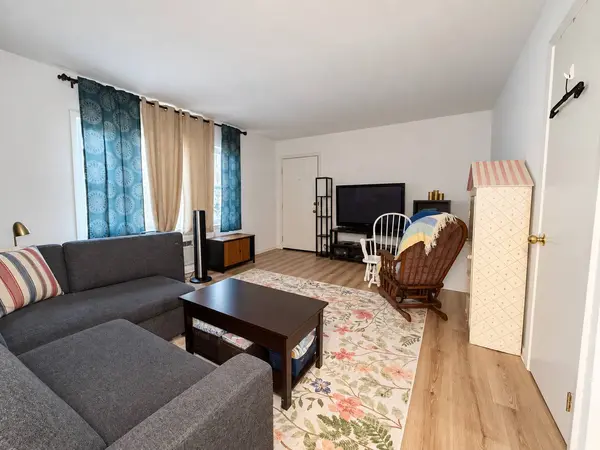 1543 Harlem AVE #3W, Forest Park, IL 60130