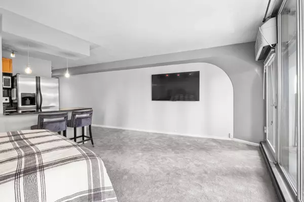 300 N State Street #2824, Chicago, IL 60654