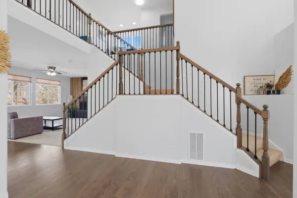 748 N Overlook TRL, Round Lake, IL 60073