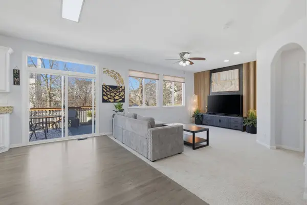 748 N Overlook TRL, Round Lake, IL 60073