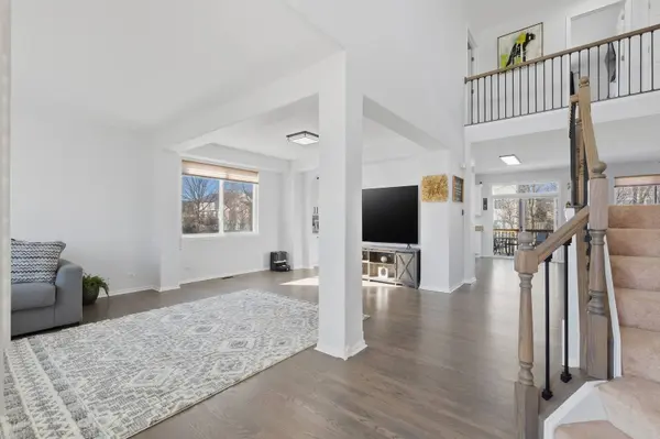 748 N Overlook TRL, Round Lake, IL 60073