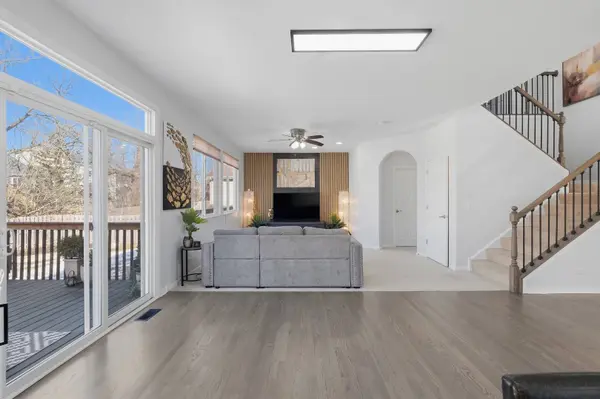 748 N Overlook TRL, Round Lake, IL 60073