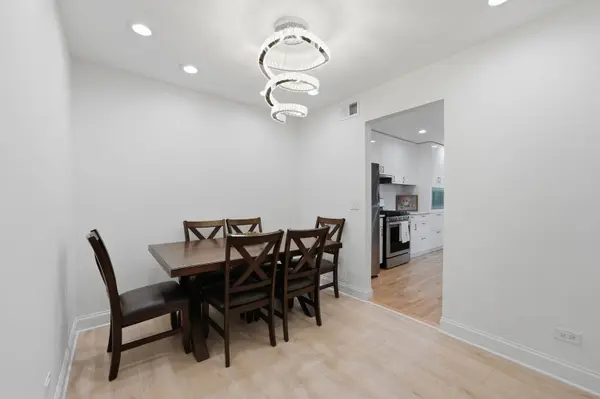 1251 WILLIAMSBURG DR #D2, Schaumburg, IL 60193