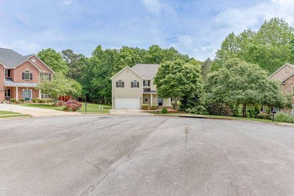 5823 Little Doe WALK, Flowery Branch, GA 30542