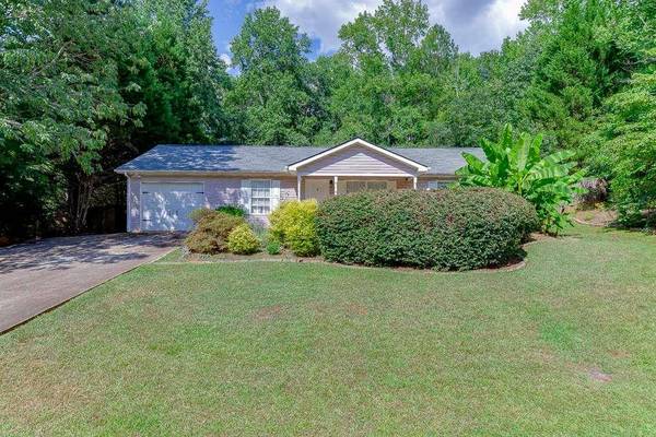 6784 Creeks Edge CT, Flowery Branch, GA 30542