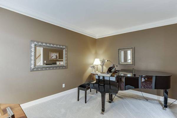 382 Spring Willow DR, Sugar Hill, GA 30518