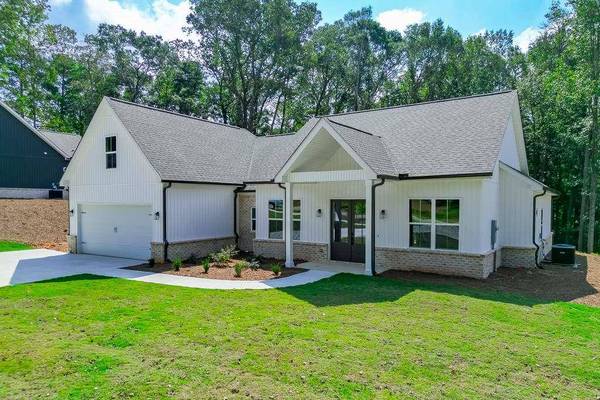 125 Rains RD, Jefferson, GA 30549